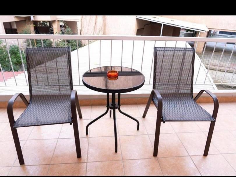 Central Appartment 2 With Parking ลาริซา ภายนอก รูปภาพ